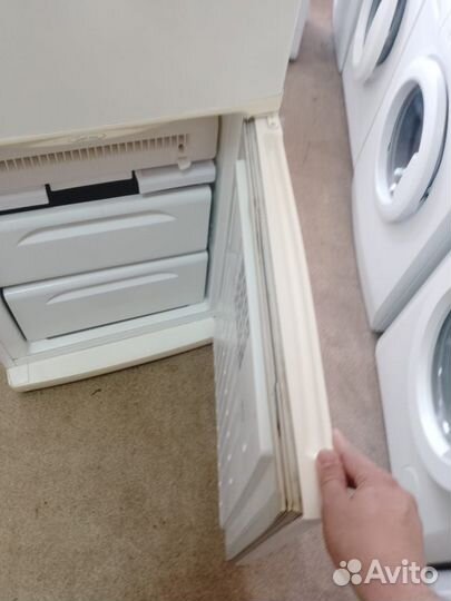 Холодильник Stinol высота 160см