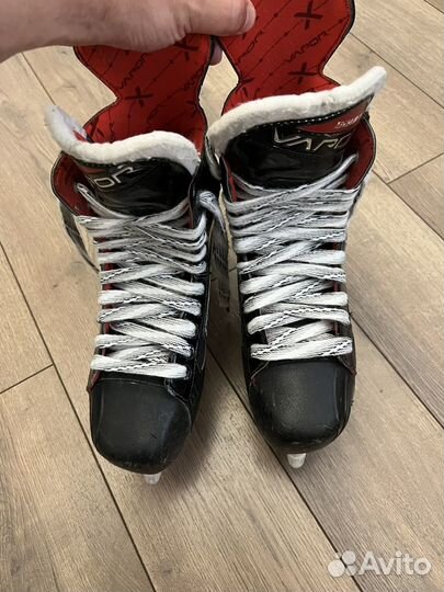 Хоккейные коньки bauer