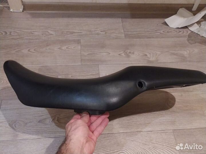 Сидение Honda shadow 750 RS