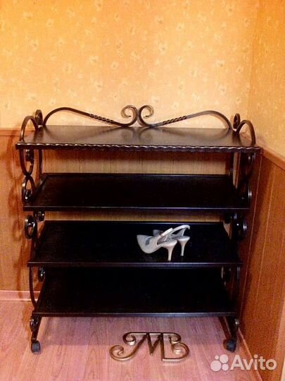 Обувница (полка для обуви)