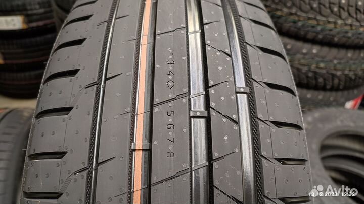 Nokian Tyres Hakka Black 2 SUV 235/60 R18 107W