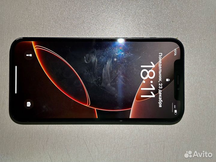 iPhone 12, 64 ГБ