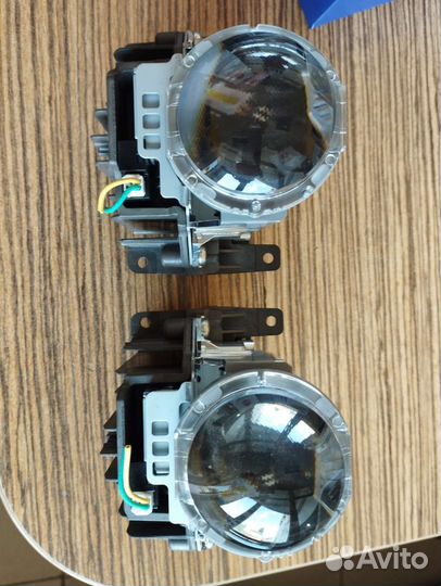 Линзы Camry V70 Bi-Led