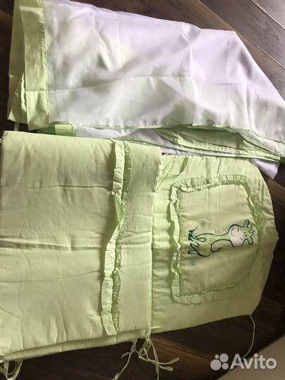 Бортики на детскую кроватку и балдахин