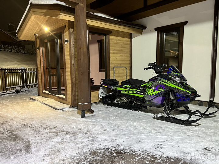 Ski-Doo Summit X 154 850 E-Tec Black Shot TML6
