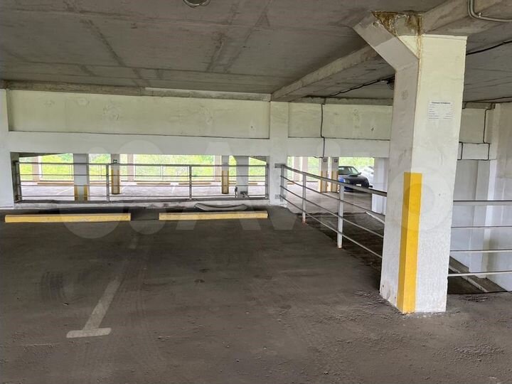 Машиноместо, 15 м²