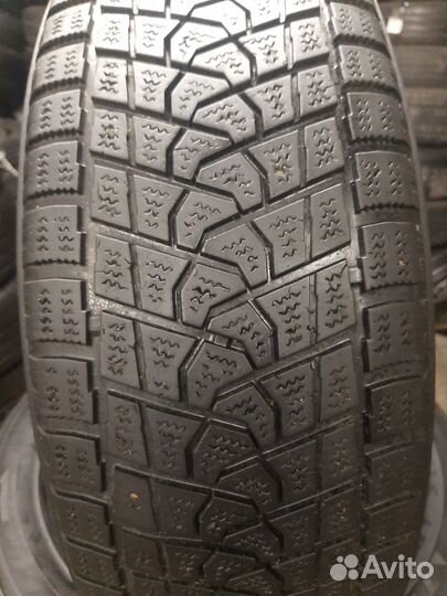 Triangle TR797 235/55 R20