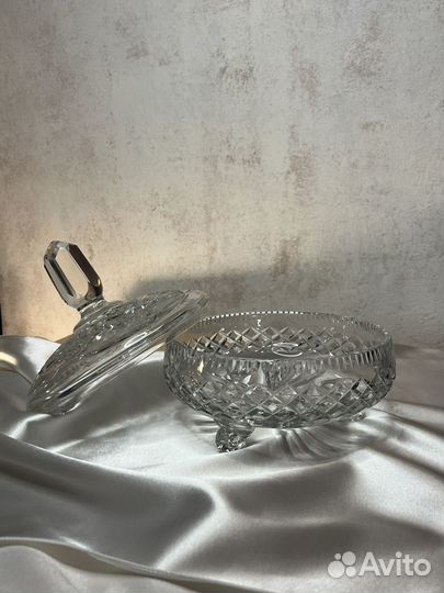 Винтажная конфетница