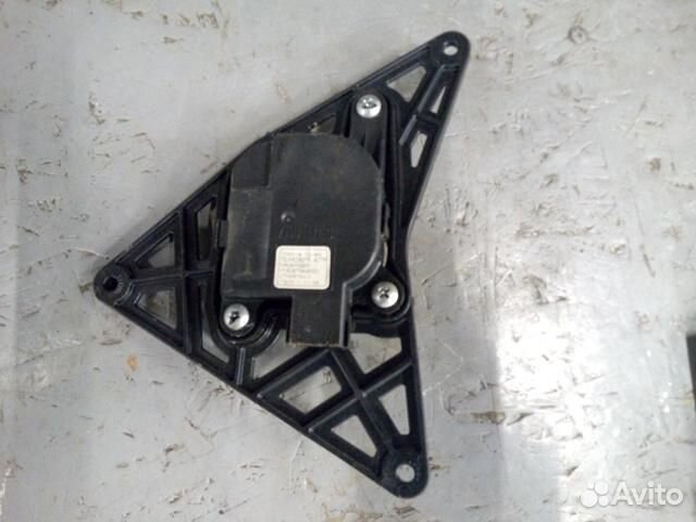 Моторчик заслонки отопителя Hyundai Grand Starex