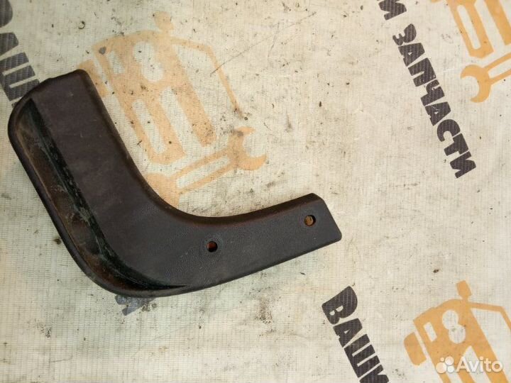 Брызговик задний левый Kia Rio 4 X-line G4FG 2019