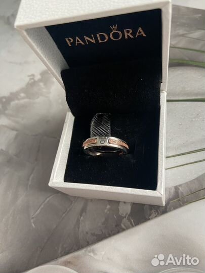 Кольцо pandora signature с паве