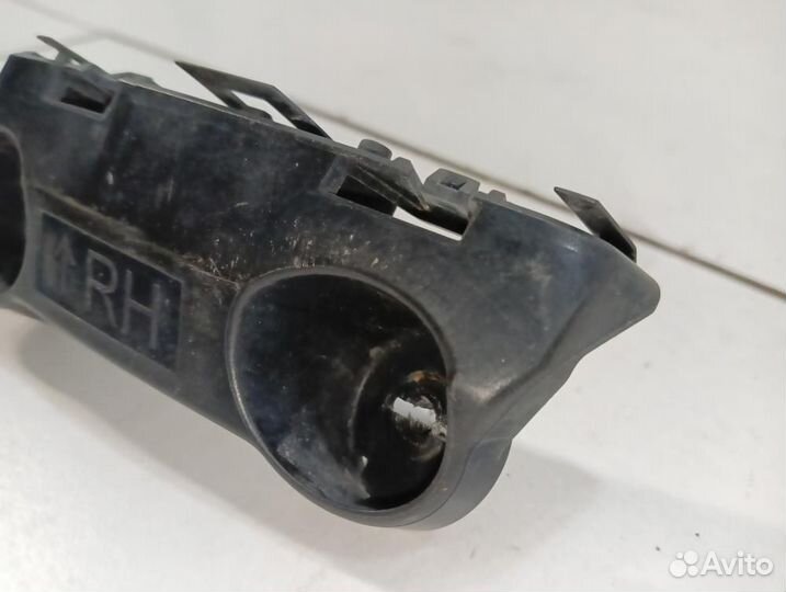 Кронштейн переднего бампера Infiniti Q50 I (2013—2