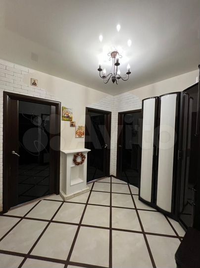 2-к. квартира, 60 м², 5/5 эт.