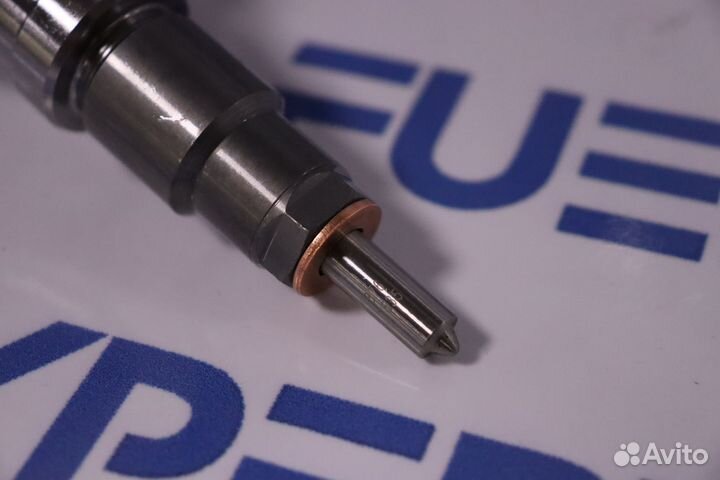 Форсунка топливная 0445120057