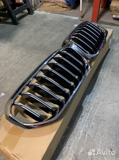 Новая Решетка радиатора BMW 5 g30