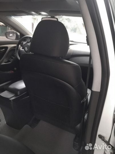 Чехлы на Hyundai Elantra 5