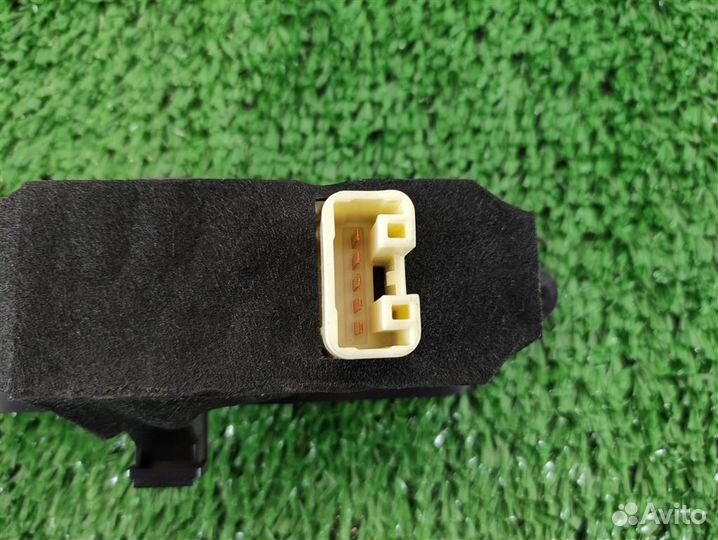 Кнопка стеклоподъемника Subaru Legacy/ Outback BP