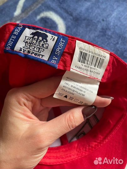 Красная кепка LA