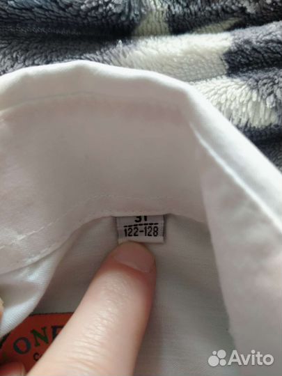 Рубашка белая