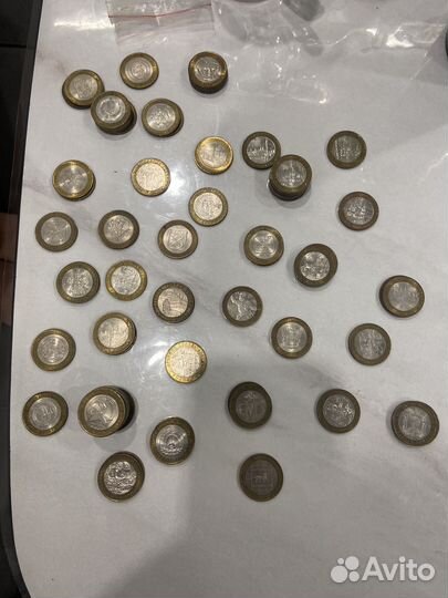 Юбилейный монеты номиналом 10