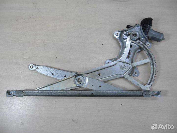 Стеклоподъемник передний левый Toyota Tundra 3URF