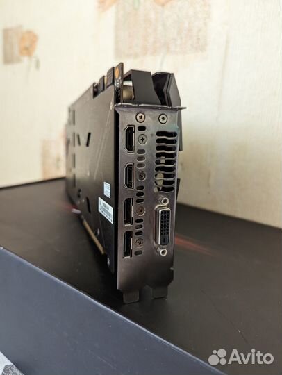 11 Гб Asus Strix GTX 1080 Ti тихая и холодная