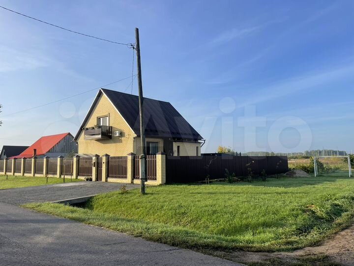 Дом 185,8 м² на участке 15 сот.