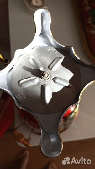 Самовар с подносом и чайником