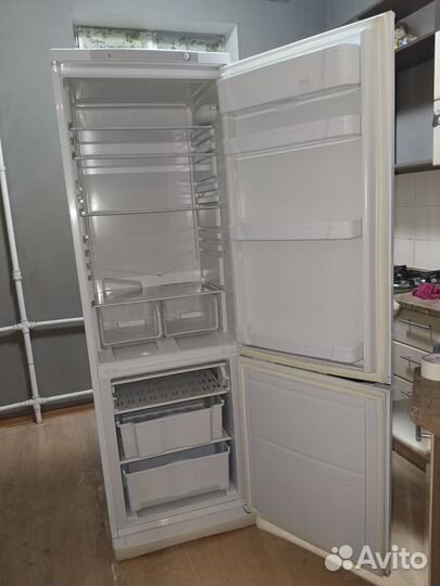 Холодильник Indesit SB 185.027 185 см