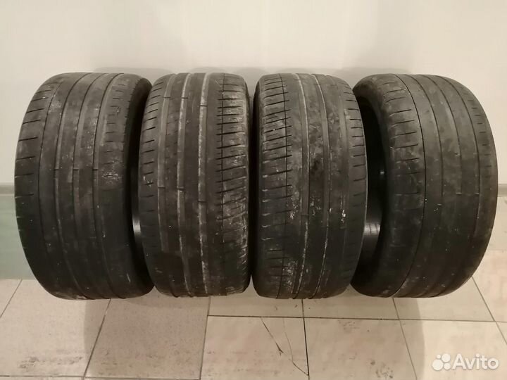 Michelin Pilot Super Sport 255/40 R19 100Y