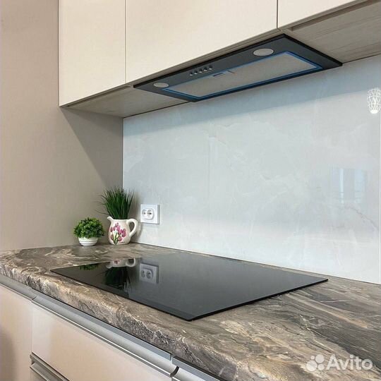 Кухонный гарнитур новый под ключ