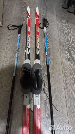 Беговые лыжи детские