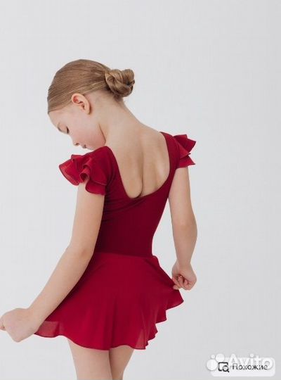 Красивый спортивный купальник р.42 на 146-152