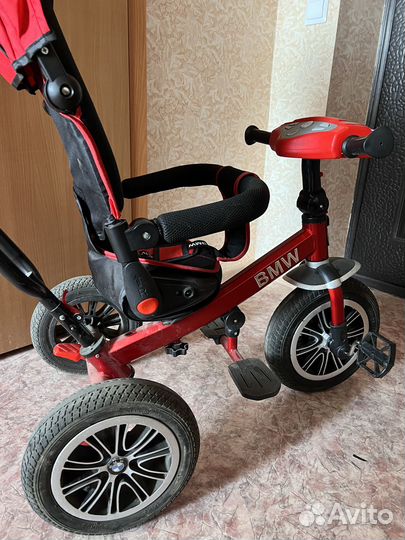 Трехколесный велосипед BMW