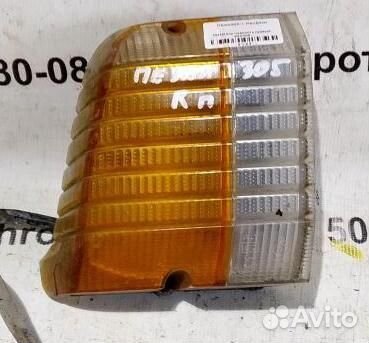 Указатель поворота правый желтый Peugeot 305 83-8