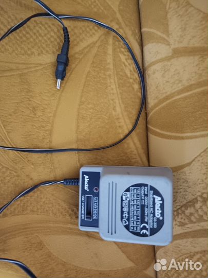 Адаптеры.зарядные устройства,кабели