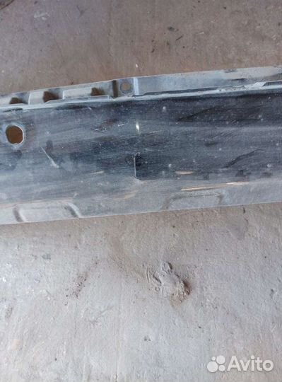 Бампер задний тойота 200