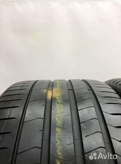 Pirelli P Zero PZ4 315/30 R22 107Y