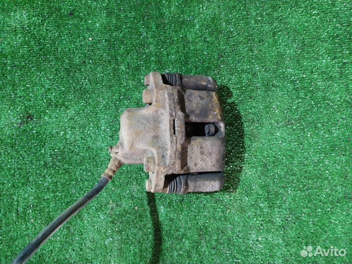 Тормозной суппорт передний правый Renault Logan