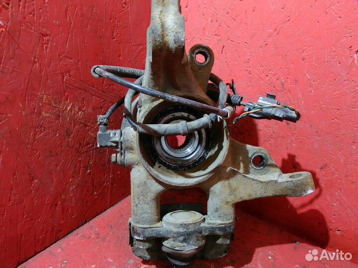 Кулак передний правый Хендай ай 30