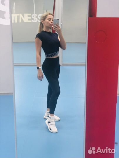 Спортивный костюм женский 42 better