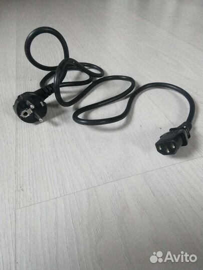 Шнур электрический с вилкой