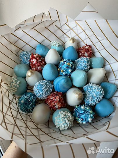 Букеты из клубники в шоколаде