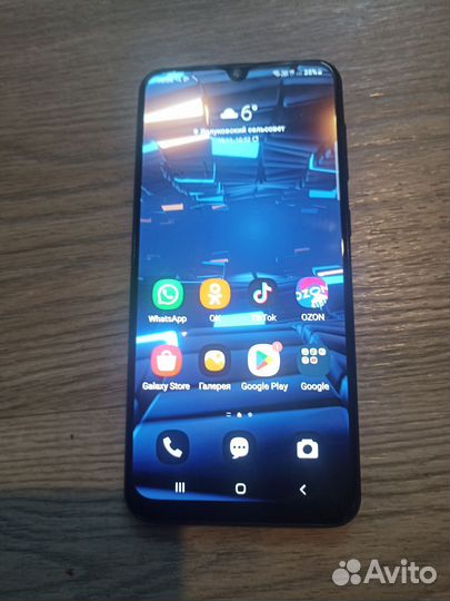 Samsung Galaxy A50, 4/64 ГБ