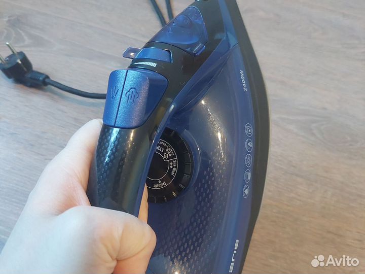 Утюг Polaris PIR 2481K полностью рабочий