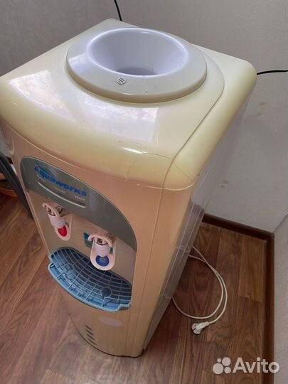 Кулер для воды