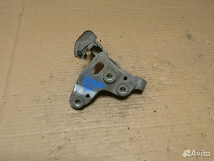 Кронштейн крепления троса кпп Kia Ceed JD 1.6 G4FG