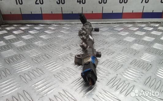 Топливная рампа skoda octavia A7, Номер 04L130089B (ENS08BB01)