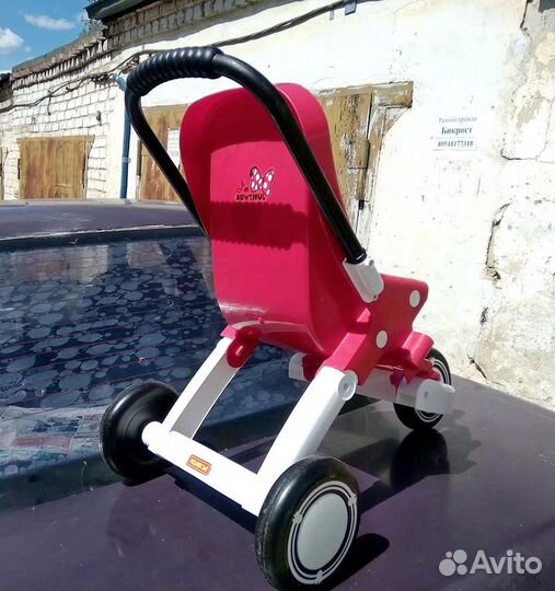 Кукольная коляска для куклы