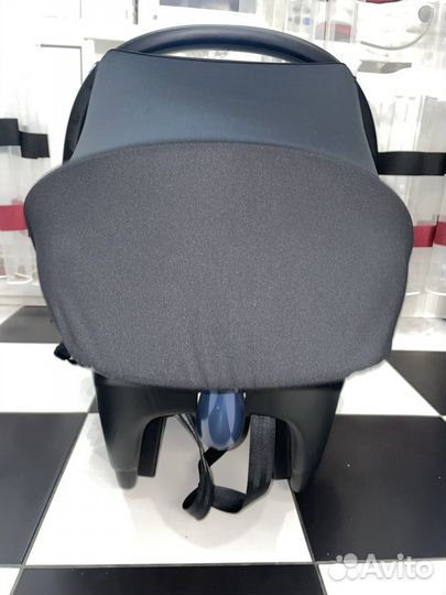 Детское автокресло от 0 до года maxi cosi